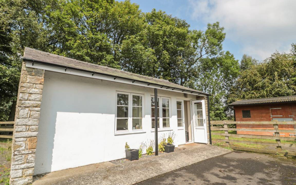 Twice Brewed Cottage | Cabin ∙ 1 bedroom ∙ 2 guests