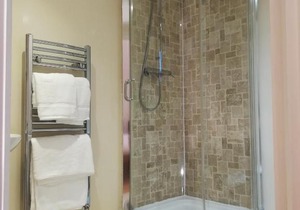Modern, 2 Bedroom Apartment with Sofa Bed, Uplands, Swansea