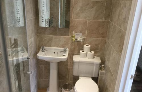 West Cliff House | Glenora Guest House