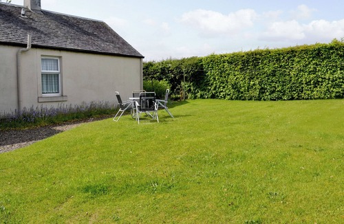 Alexandria Cottage | 2 bedroom accommodation in Balloch, Loch Lomond