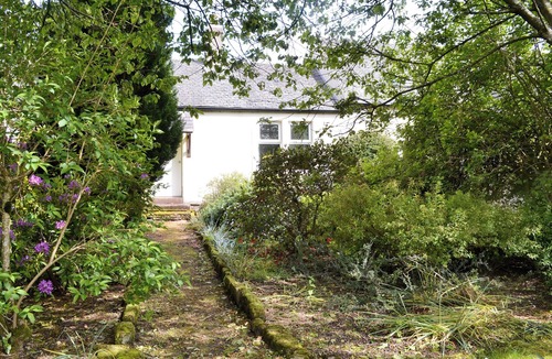 Alexandria Cottage | 2 bedroom accommodation in Balloch, Loch Lomond