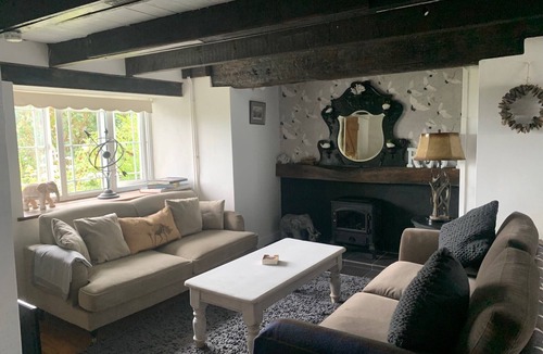 Port-Eynon Cottage | Beautiful old cottage on the Gower coast