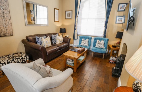 York Cottage | Cabin ∙ 3 bedrooms ∙ 6 guests