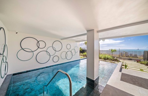 Brighton Apartment | Chic Beachfront Condo - Allure 503