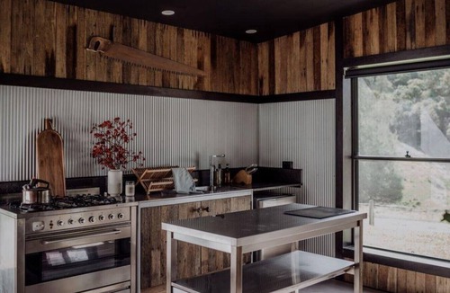 Carrabolla House | Devon Downs - Off Grid, 2BDRM Cabin, Farm escape