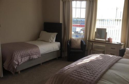 West Cliff House | Glenora Guest House