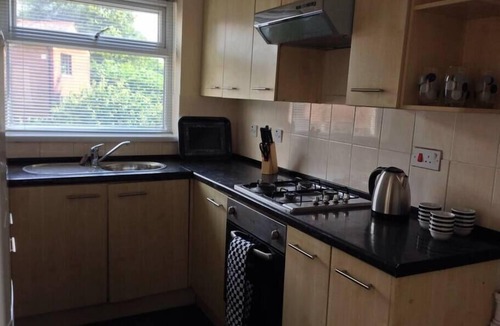Margam House | Green Street Lodge - 3 Bed House In Morriston
