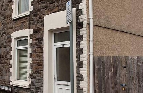 Margam House | Green Street Lodge - 3 Bed House In Morriston