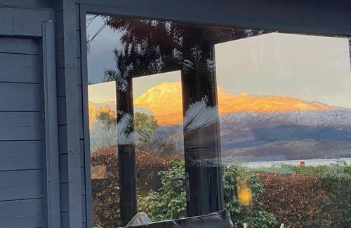 Luss Cabin | Lochside-1Bed-Pet Friendly-Amazing views
