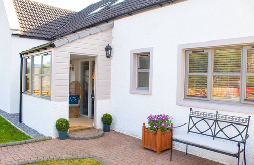 Balloch Cottage | Longfield, Daviot - woodland cottage near Inverness
