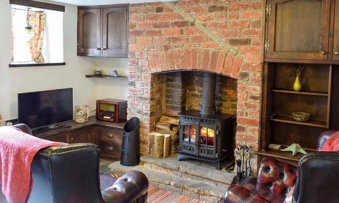 West Cliff Cottage | 3 bedroom accommodation in Whitby