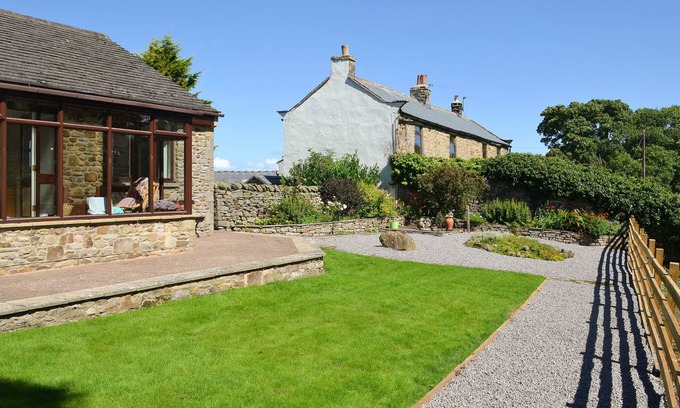 Barnard Castle Cottage | Cabin ∙ 2 bedrooms ∙ 4 guests