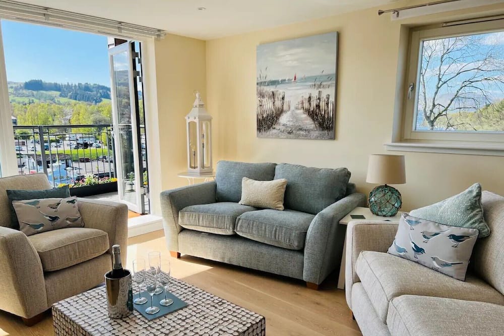 Photo of Livingroom in Balloch
