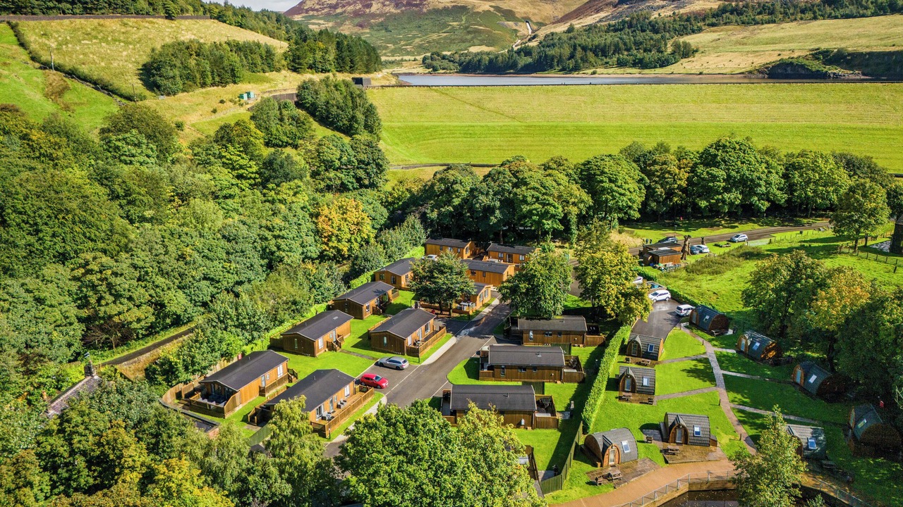 Photo of Others in Saddleworth