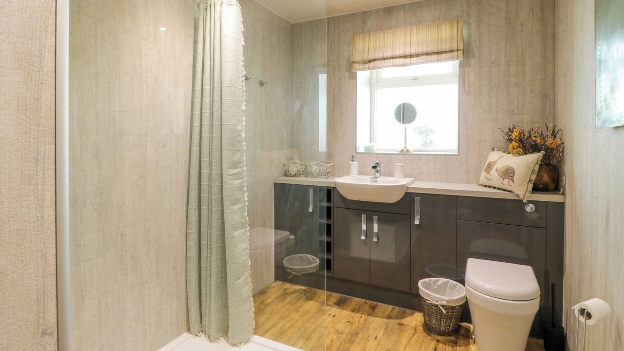 Photo of Bathroom in Thornhill