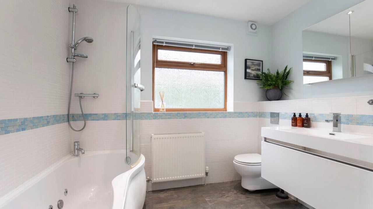 Photo of Bathroom in Mangotsfield