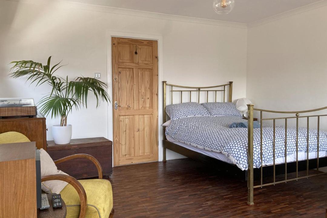 Photo of Bedroom in West Bay