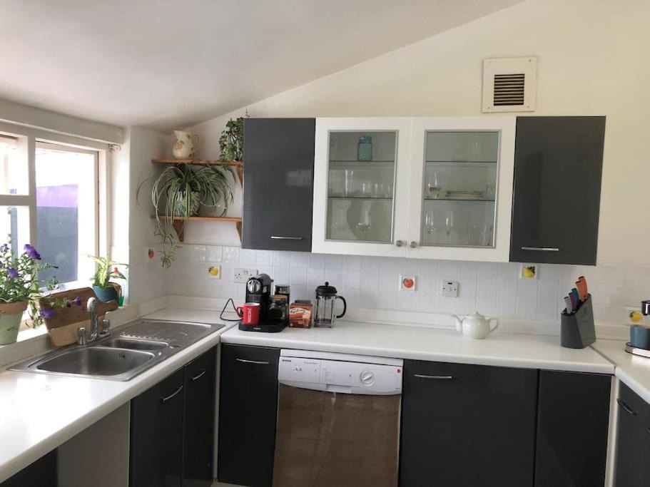Photo of Kitchen in Drymen